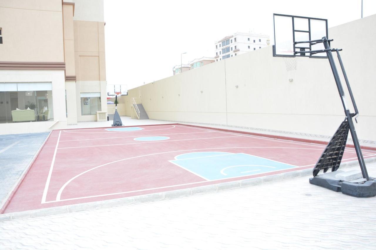 The Lofts Kuwait Fintas Hostel Kuwait City Exterior foto