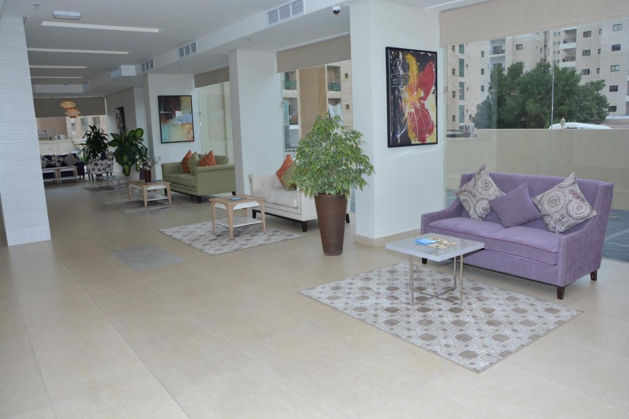 The Lofts Kuwait Fintas Hostel Kuwait City Exterior foto